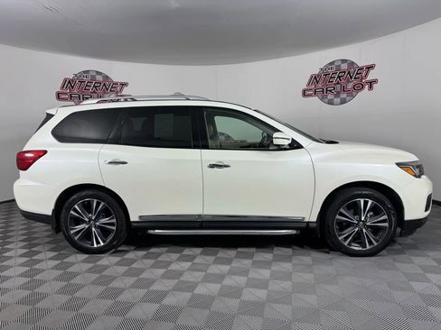 Used 2018 Nissan Pathfinder Platinum image 8