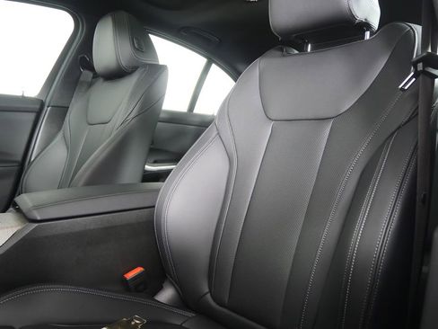 Used 2025 BMW 330i Sedan image 11