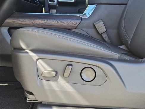 New 2026 GMC Sierra 1500 SLT w/ SLT Premium Package image 18