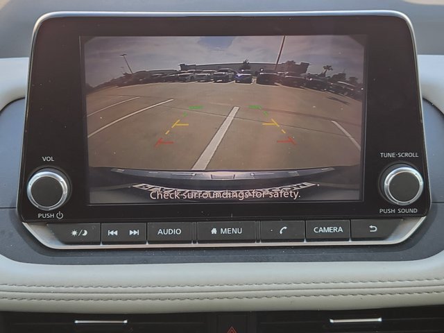 Used 2023 Nissan Rogue SV w/ SV Premium B Package FWD image 16