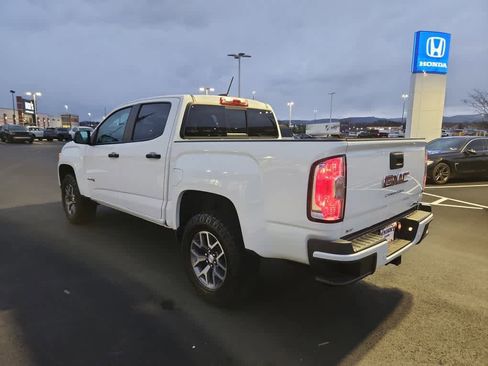 Used 2022 GMC Canyon AT4 w/ Trailering Package image 4