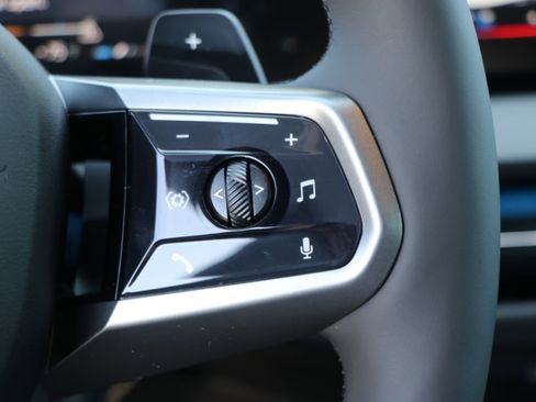 Used 2025 BMW X3 xDrive30i w/ Premium Package image 19