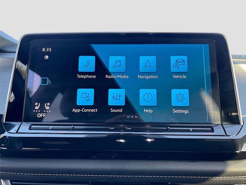 Used 2025 Volkswagen Atlas Cross Sport SE image 14