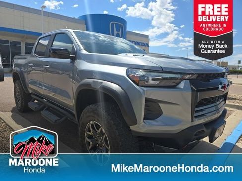 Used 2025 Chevrolet Colorado ZR2 w/ Technology Package AWD/4WD image 1