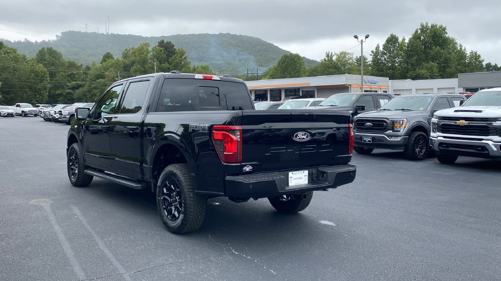 New 2026 Ford F150 XLT w/ Equipment Group 302A MID AWD/4WD image 7