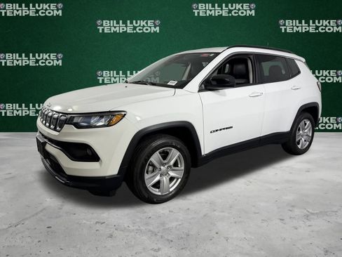 Used 2022 Jeep Compass Latitude image 10