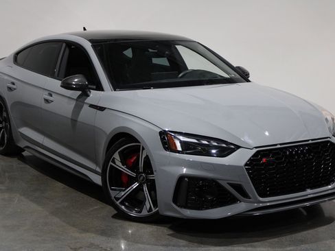 Used 2022 Audi RS 5 Sportback w/ Black Optic Carbon Package image 3