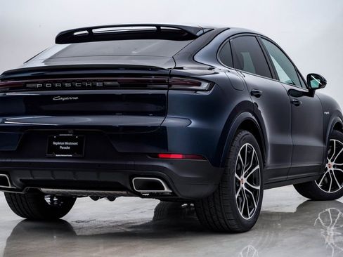 New 2026 Porsche Cayenne E-Hybrid Coupe image 11