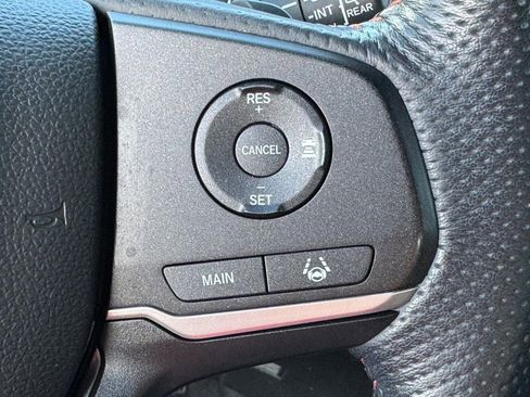 Used 2022 Honda Pilot TrailSport image 23