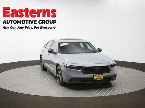 Used 2025 Honda Accord Sport image 48