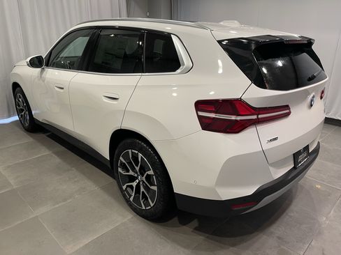 New 2026 BMW X3 xDrive30i w/ Premium Package AWD/4WD image 4