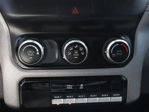 Used 2020 RAM 5500 Tradesman RWD image 29