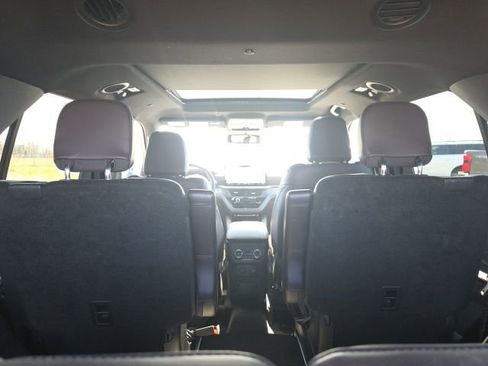 Used 2025 Ford Explorer Platinum w/ LUX Leather Package image 15