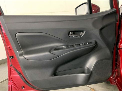 Used 2025 Nissan Versa SV w/ Trunk Package FWD image 26