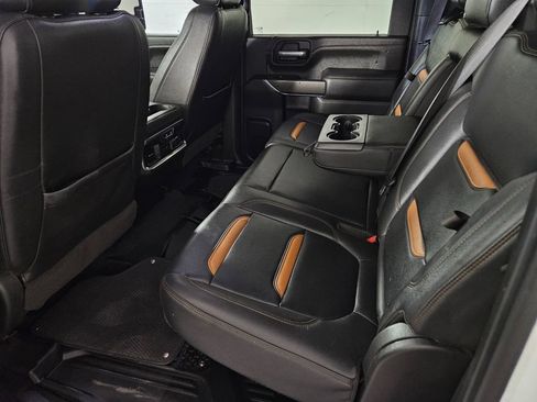 Used 2021 GMC Sierra 2500 AT4 w/ AT4 Premium Plus Package AWD/4WD image 26