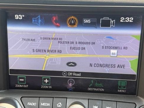 Used 2019 Chevrolet Corvette Stingray Coupe RWD image 2