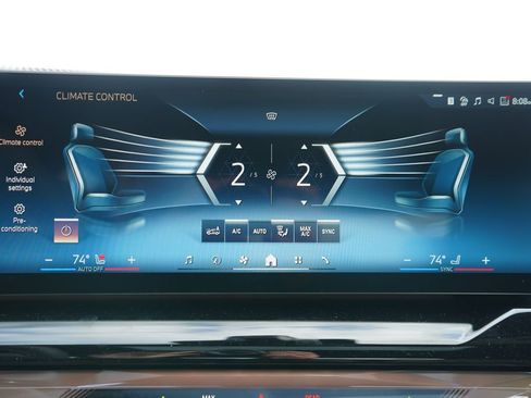 New 2026 BMW i5 eDrive40 w/ Premium Package image 18