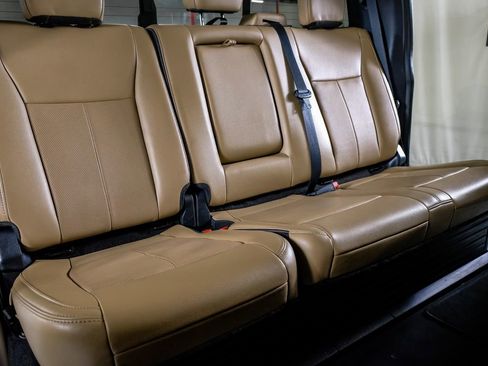 Used 2022 Ford F350 Lariat w/ Lariat Ultimate Package image 32