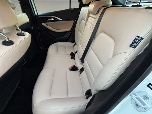 Used 2018 INFINITI QX30 Premium w/ Navigation Package image 17