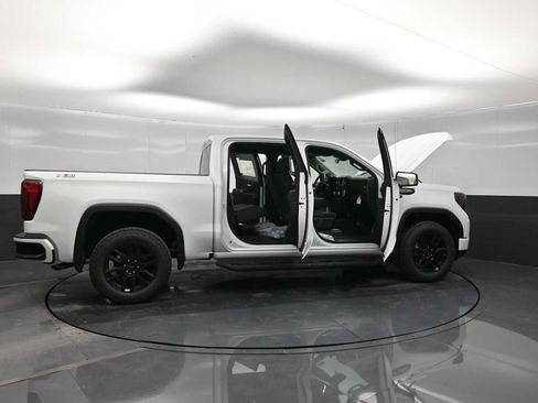 New 2026 GMC Sierra 1500 Pro w/ Graphite Edition AWD/4WD image 28