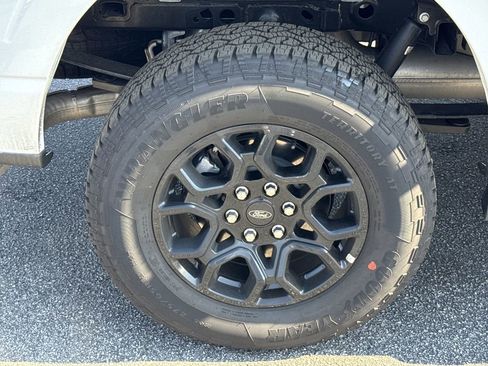 New 2025 Ford F150 Lariat image 17