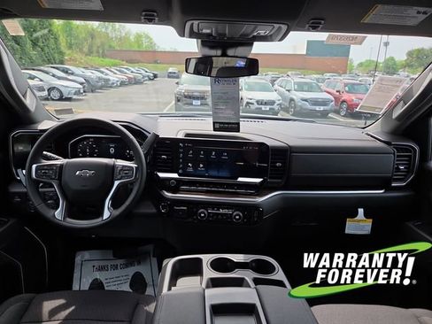 New 2026 Chevrolet Silverado 1500 RST AWD/4WD image 10