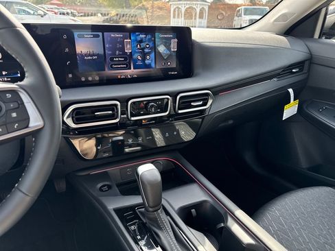 New 2026 Nissan Sentra SV w/ SV Convenience Package image 18