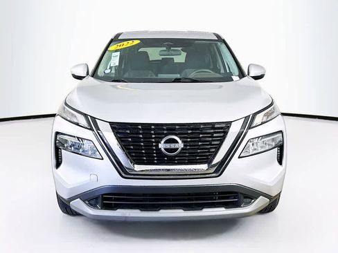 Used 2022 Nissan Rogue SV image 6