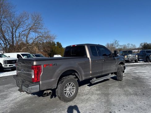 Used 2019 Ford F250 Lariat w/ Lariat Value Package image 6