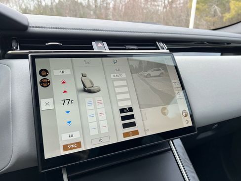 New 2026 Land Rover Range Rover Velar Dynamic SE AWD/4WD image 18