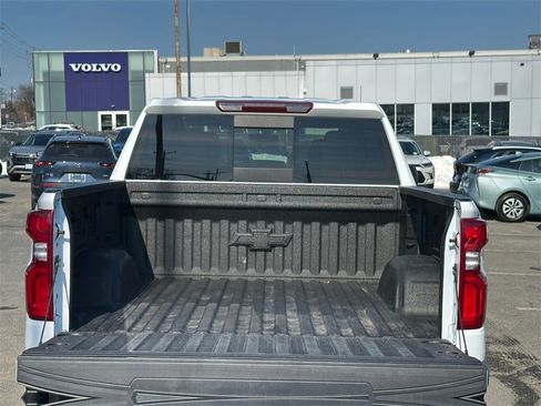Used 2022 Chevrolet Silverado 1500 LT Trail Boss w/ Convenience Package II image 23