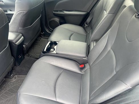 Used 2017 Toyota Prius Prime Premium FWD image 10