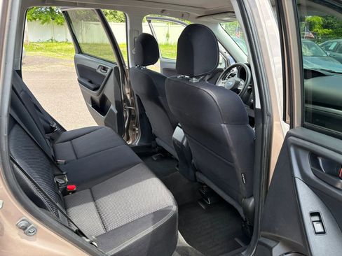 Used 2015 Subaru Forester 2.5i Premium w/ All-Weather Package AWD/4WD image 24