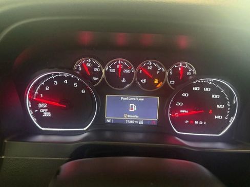 Used 2021 Chevrolet Silverado 1500 RST w/ Convenience Package II AWD/4WD image 10