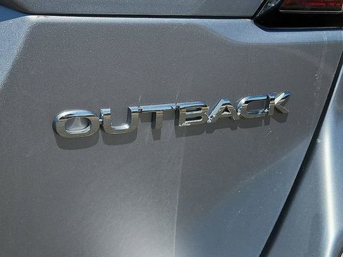 Certified 2025 Subaru Outback Premium image 9