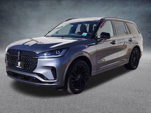 New 2025 Lincoln Aviator Reserve w/ Equipment Group 201A image 3