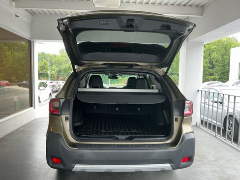 Used 2024 Subaru Outback Touring w/ Popular Package #2 AWD/4WD image 19