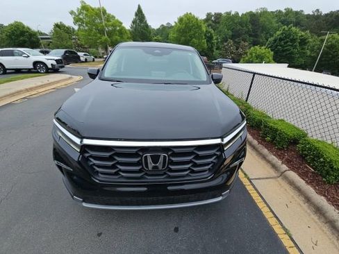 Used 2023 Honda Pilot EX-L image 5