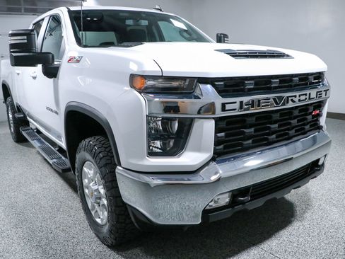 Used 2023 Chevrolet Silverado 2500 LT w/ Convenience Package AWD/4WD image 5