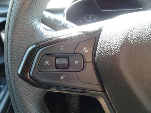 Used 2022 Chevrolet TrailBlazer LT w/ Driver Confidence Package FWD image 21