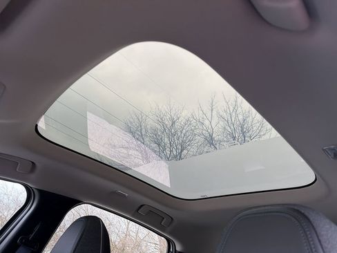 New 2026 Nissan Leaf Platinum+ w/ Cargo Package (Platinum+) image 25