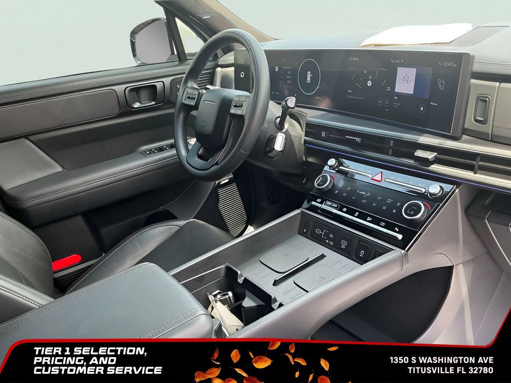 Used 2025 Hyundai Santa Fe Calligraphy AWD/4WD image 17