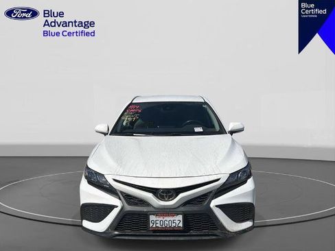 Used 2023 Toyota Camry SE w/ Convenience Package FWD image 4
