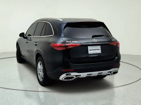 Used 2023 Mercedes-Benz GLC 300 4MATIC image 11