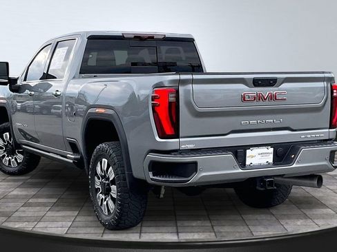 Used 2024 GMC Sierra 2500 Denali w/ Denali Reserve Package AWD/4WD image 13