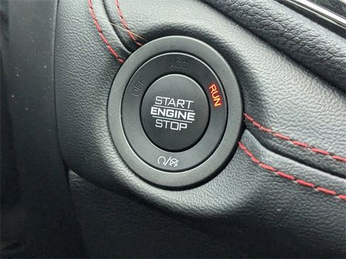 Certified 2025 Dodge Durango GT w/ Blacktop Package image 27