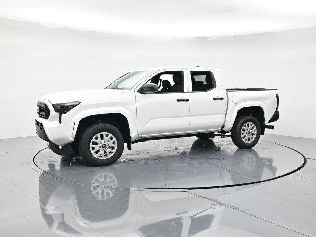 Used 2024 Toyota Tacoma SR AWD/4WD image 5