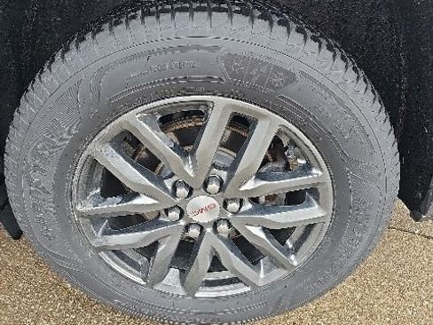 Used 2019 GMC Acadia SLT AWD/4WD image 5