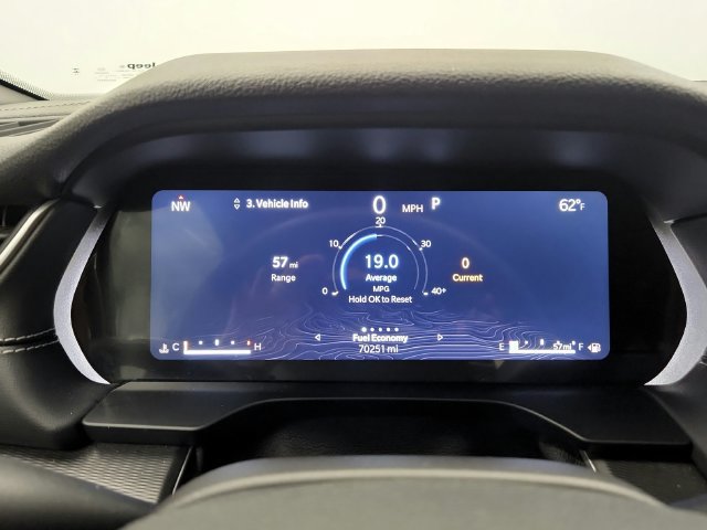 Used 2024 Jeep Grand Cherokee Altitude AWD/4WD image 26