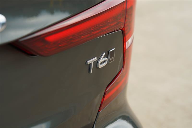 Used 2020 Volvo S60 T6 Momentum AWD/4WD image 41